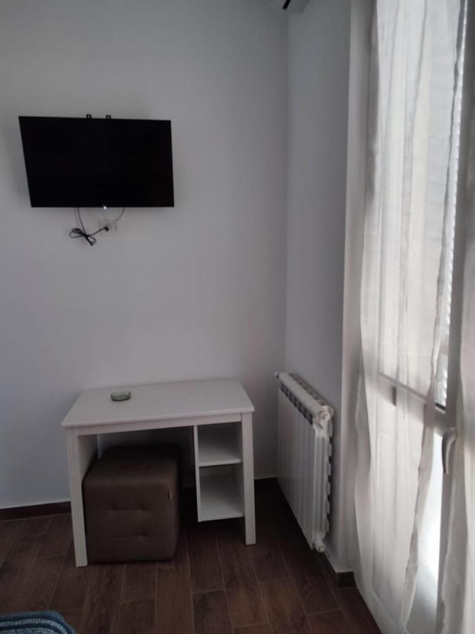 Alo Alo Albergo Casteggio ภายนอก รูปภาพ